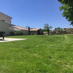 Appartement Apparts'hotel La Ferme Du Gros Noyer, Malaucène